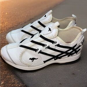 KangaROOS Dyna Sock Sneakers, Women’s size 7